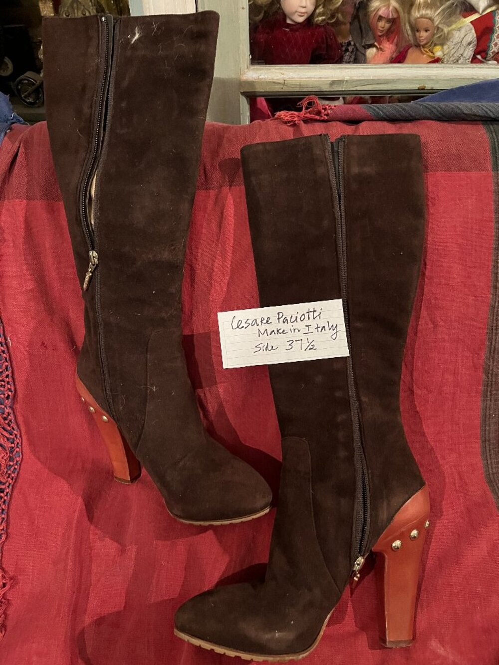 BOOTS